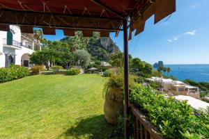 Donna Michelle - Private Pool & Faraglioni View