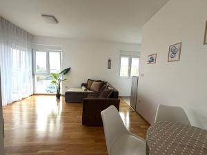 Zenith Apartment - Herceg Novi & Beach & Private Parking