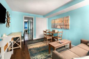 Oceanfront King Suite 12th Flr Includes Breakfast