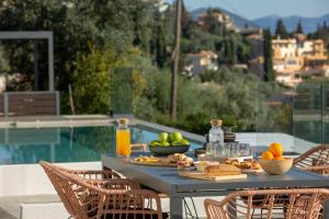 Villa Katerina-Stylish 4 bedroom villa with Sea View