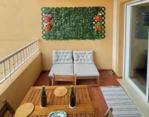 LaAzohia - Modern, Stylish Beach Apartment with Stunning sea views, Pools & Ultrafast Wi-Fi