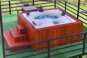 Preciosa Finca con Increíble vista frente al embalse de Guatapé con jacuzzi