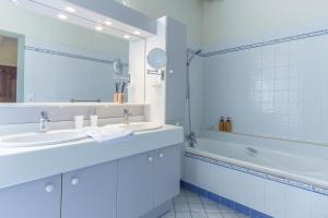 Villa Roumentas - 8 pers - Vue vallée & Piscine