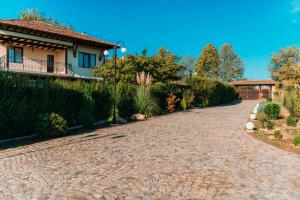 Eco Complex Albizia - Private Villas with Garden & Terrace near Byala Beach