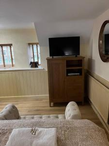 Newtondale - Burnley House