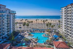The Waterfront Beach Resort, A Hilton Hotel
