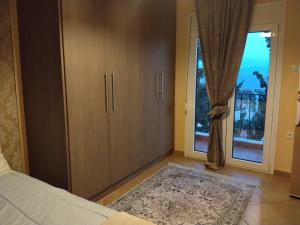 Sofias pottery house