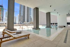 Miami Condo 2BR Rooftop Pool & Gym