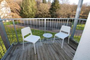 -MrLiving- Modernes Apartment mit Einzelbetten, voll ausgestattete Küche, Balkon, WLAN, Parkplatz, ideal für Monteure -WZ05-