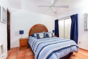 Beautiful Beachfront Condo Olas I 16