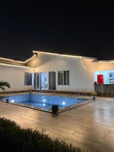 White Villa by La Bella Luxuria