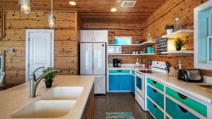 Gated Community w Pool 5mins to Beach Latitude Adjustment by AvantStay