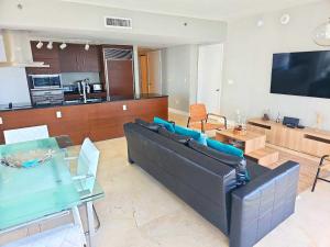 Luxury Condo at Prime Brickell Location
