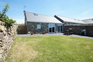 Corlan Lleuddad - Bryncroes