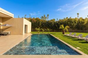 Villa Aurelia piscine chauffée et gouvernante