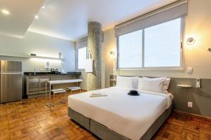 Charlie Petrah Vila Buarque - Soft Opening