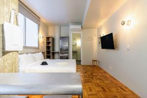 Charlie Petrah Vila Buarque - Soft Opening