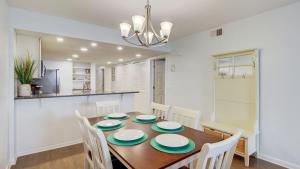 322 D Shipwatch by AvantStay Community Pool Access Close to Beach