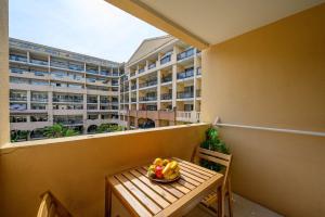 CB359 lumineux balcon Piscine & Plage clim