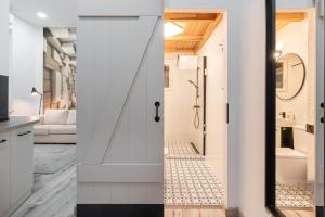 Gallery Home with AC