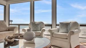 1101 Ocean Club by AvantStay