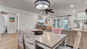 6C Mariners Walk AvantStay Easy Pool Beach Access