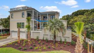 4 36th Avenue by AvantStay