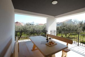 Trogir Kaštela beautiful big house near the beach