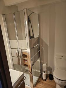 Mini Loft 200m des remparts Climatisation Gare centre à pied Parking gratuit