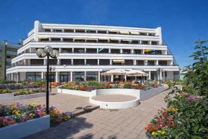 Monolocale frontemare a due passi dal centro