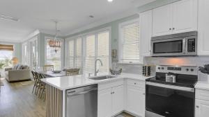 109 Grand Pavilion by AvantStay