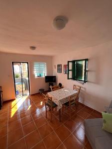 Robinzonska kuća uz more