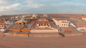 Charming 3-Bedroom Beachfront Home Bahia Delfin