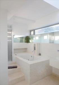 Mediterraneo Retreat