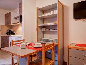 Studio rénové à Brides-les-Bains pour 4 personnes - FR-1-512-160