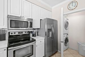 The Crescent 302