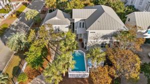 Steps to Beach Arcade Game Room Pool Hot Tub Calico Scallop by AvantStay