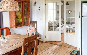 3 Bedroom Amazing Home In Löttorp