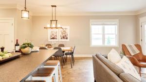 Sweetgum by AvantStay Black Mountain Retreat w Covered Deck