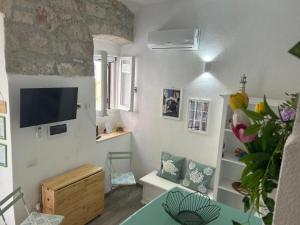 La Casetta nel Borgo • romantica in centro storico img1