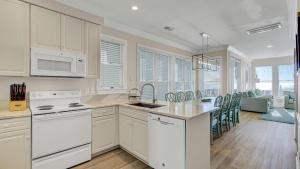 131 Grand Pavilion by AvantStay