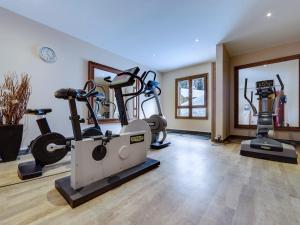 Arc 1950 - Apt spacieux pour 10 pers, 4 chambres, accès skis aux pieds - FR-1-686-46