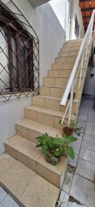 quarto simples , ar condicionado 1,6 km para praia