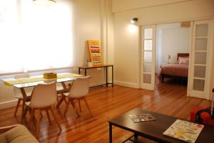 Acogedor departamento remodelado en pleno Centro Civico de Santiago