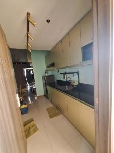 Carl fritz Condo