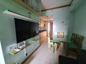 Carl fritz Condo