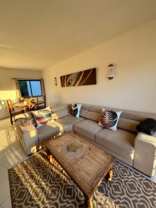 Casa Julio-Rooftop Terrace & Pool 5 Min to Beach