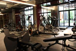 Steps from the Monument Gym, Coworking, View