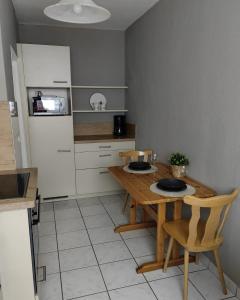 Ruhige 2-Zimmer-Wohnung mit Parkplatz & Balkon