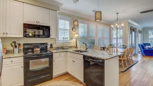 103 Grand Pavilion by AvantStay